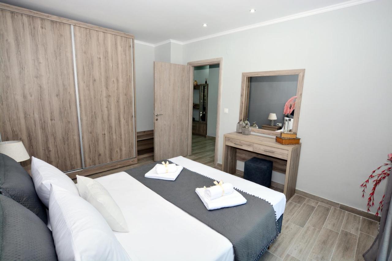Blue North Luxury Apartment ลีเมนาส ภายนอก รูปภาพ