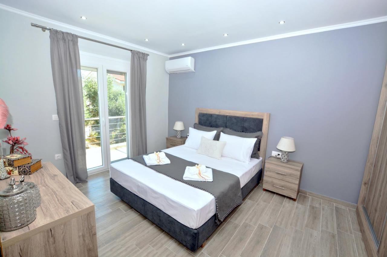 Blue North Luxury Apartment ลีเมนาส ภายนอก รูปภาพ