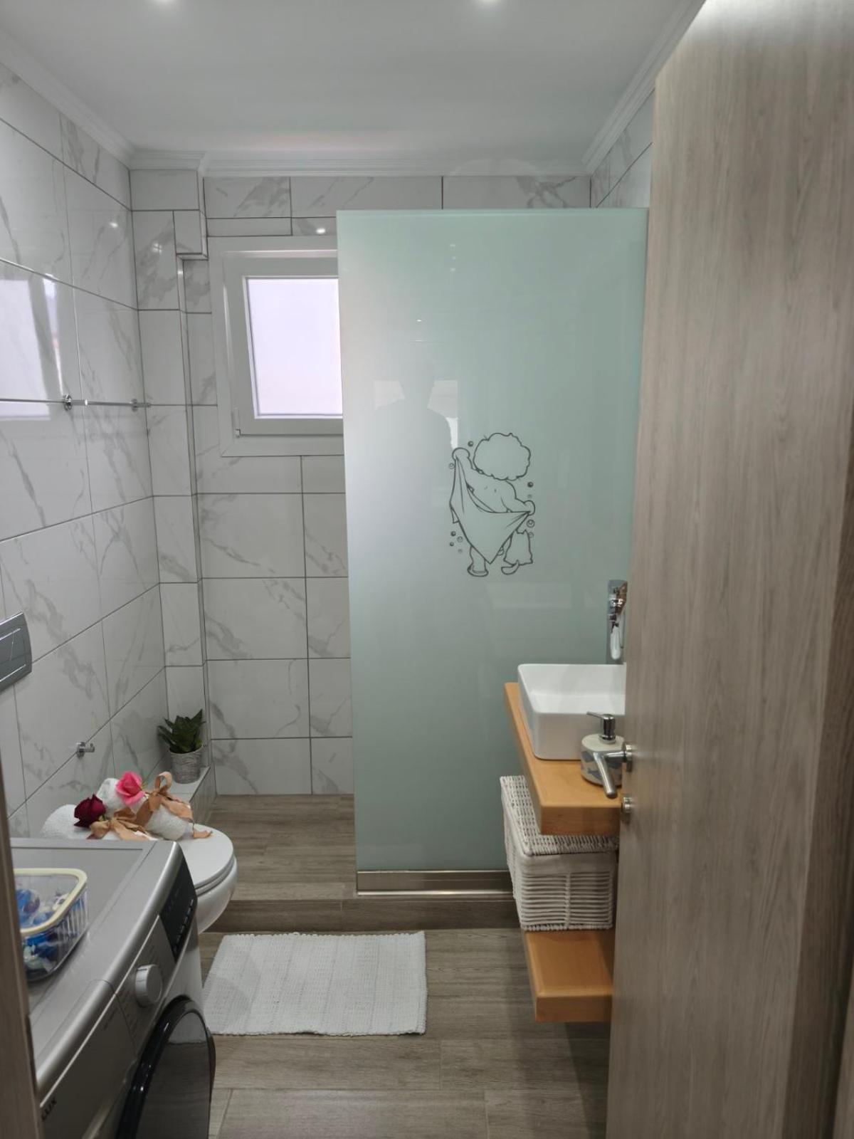 Blue North Luxury Apartment ลีเมนาส ภายนอก รูปภาพ